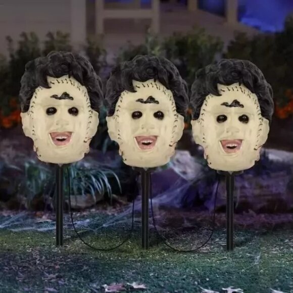 The Texas Chainsaw Massacre Leatherface Pathway LED Stakes Halloween Decor NEW - Picture 2 of 9